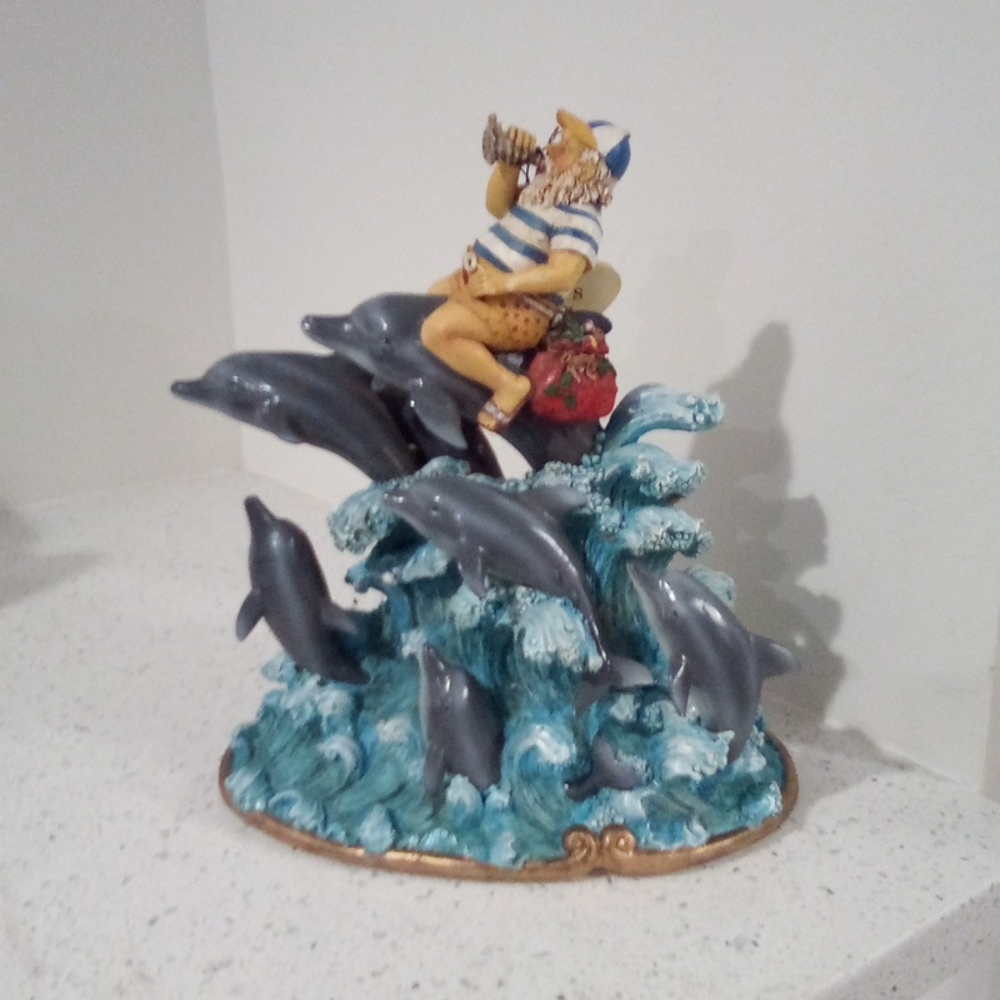 Santa’s Journey Sculpture by Wongs Rare Limited Edition